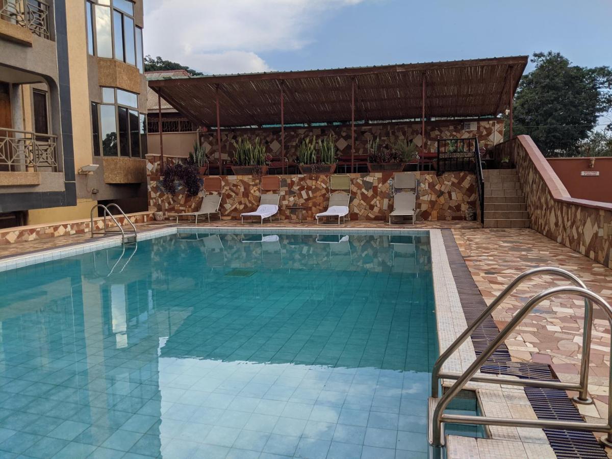 Prestige Hotel Suites Kampala Zewnętrze zdjęcie