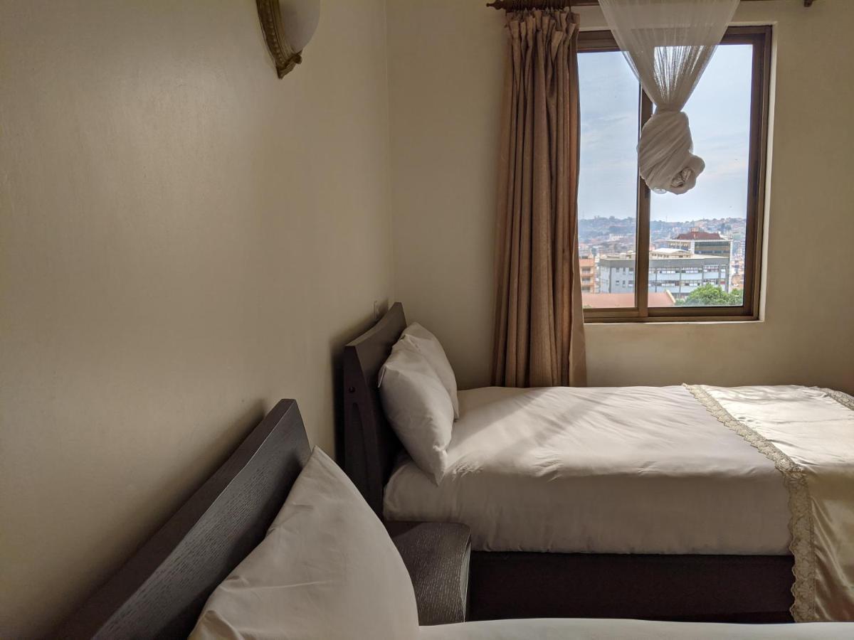Prestige Hotel Suites Kampala Zewnętrze zdjęcie