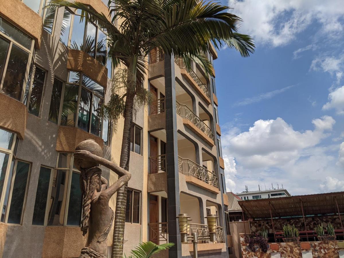 Prestige Hotel Suites Kampala Zewnętrze zdjęcie