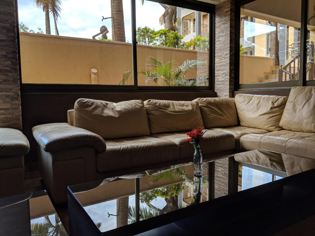 Prestige Hotel Suites Kampala Zewnętrze zdjęcie