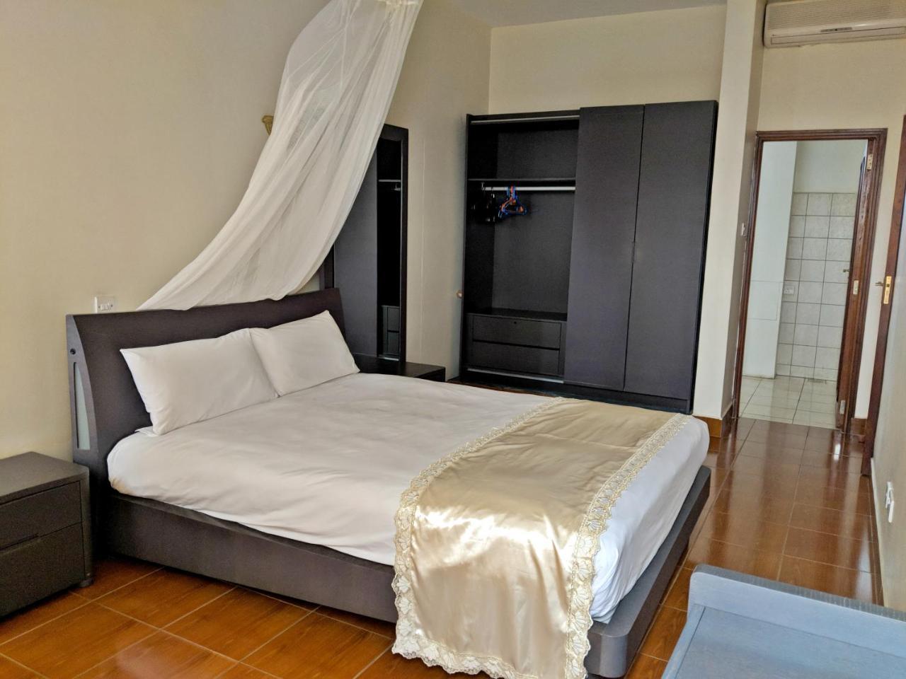 Prestige Hotel Suites Kampala Zewnętrze zdjęcie